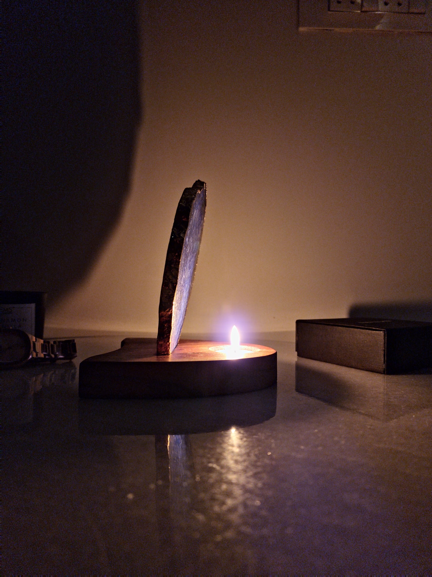 Handcrafted Gemstone Lamp for Anniversary & Personal Gifts