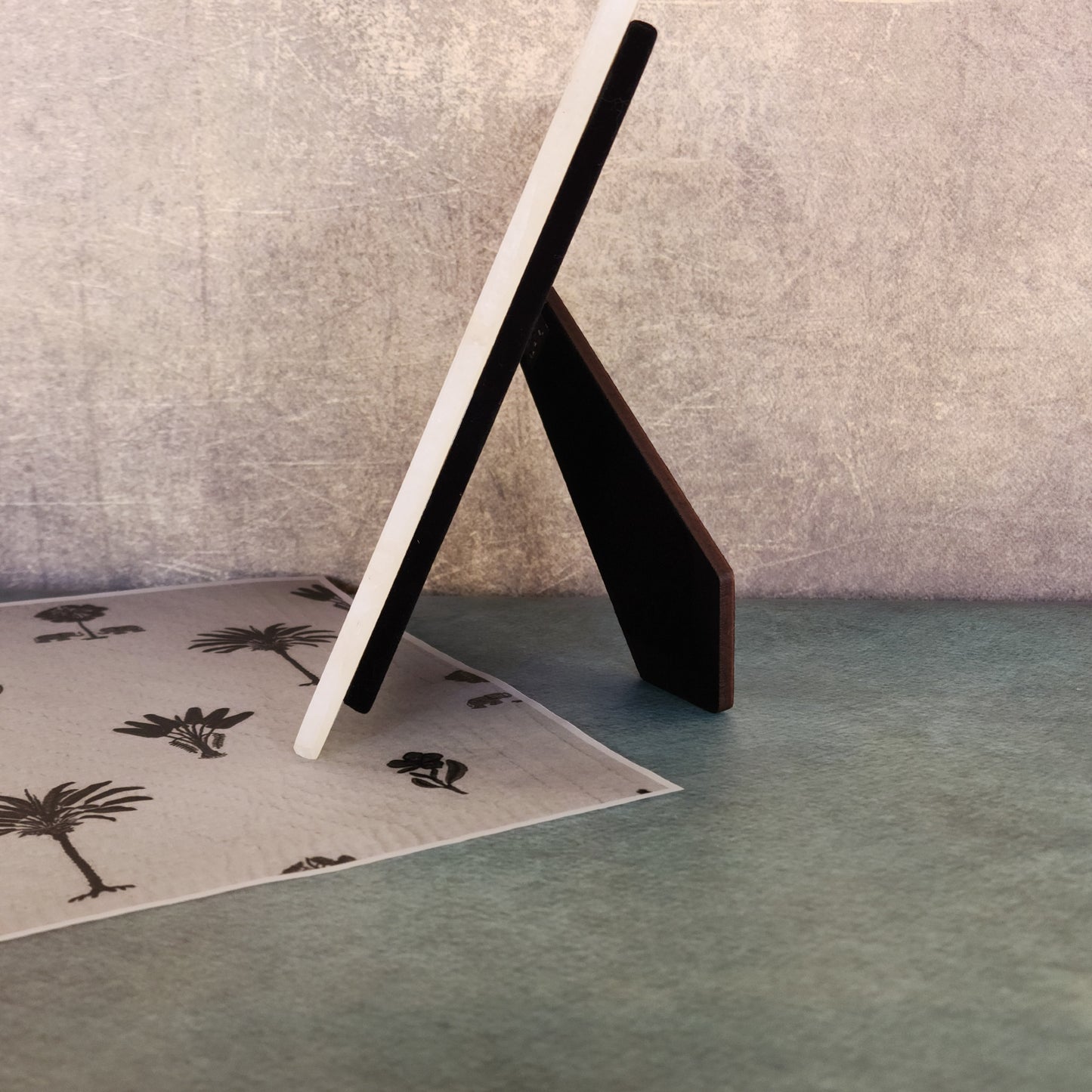 Quartz Photo Frame