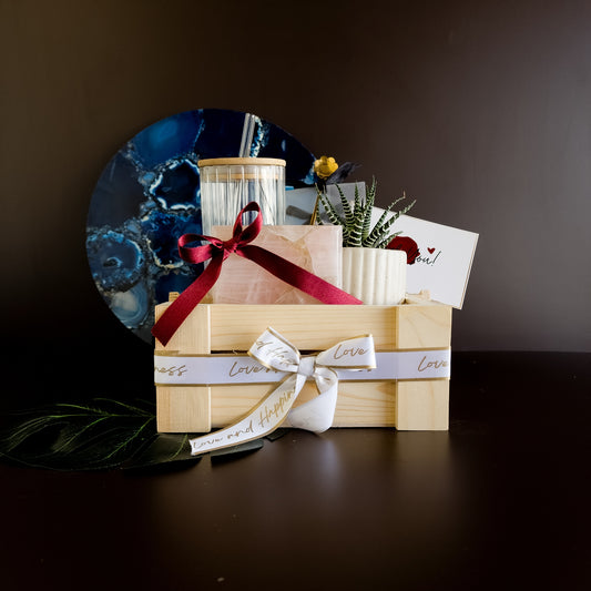 Close-up of Green Harmony hamper featuring rare and sustainable elements β sustainable corporate gifts under βΉ3000.
