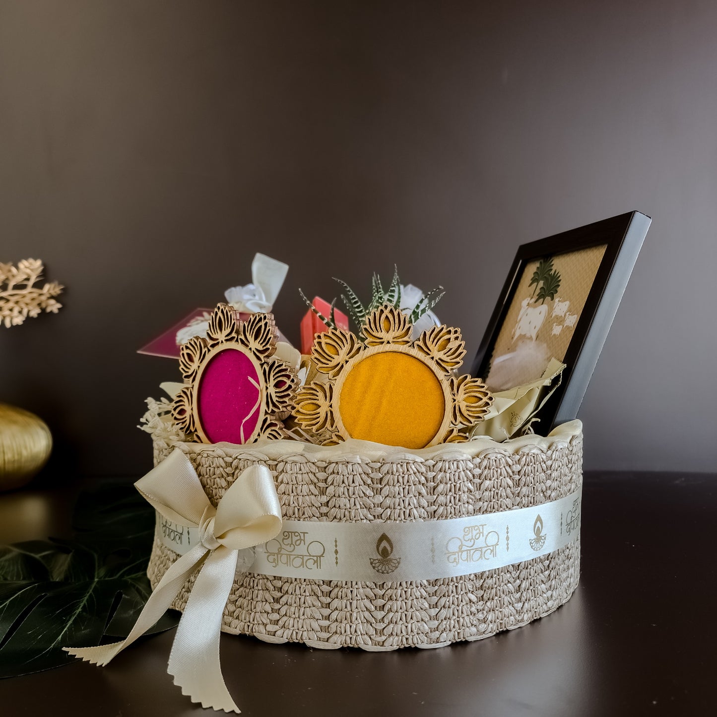 Royal Impressions Basket
