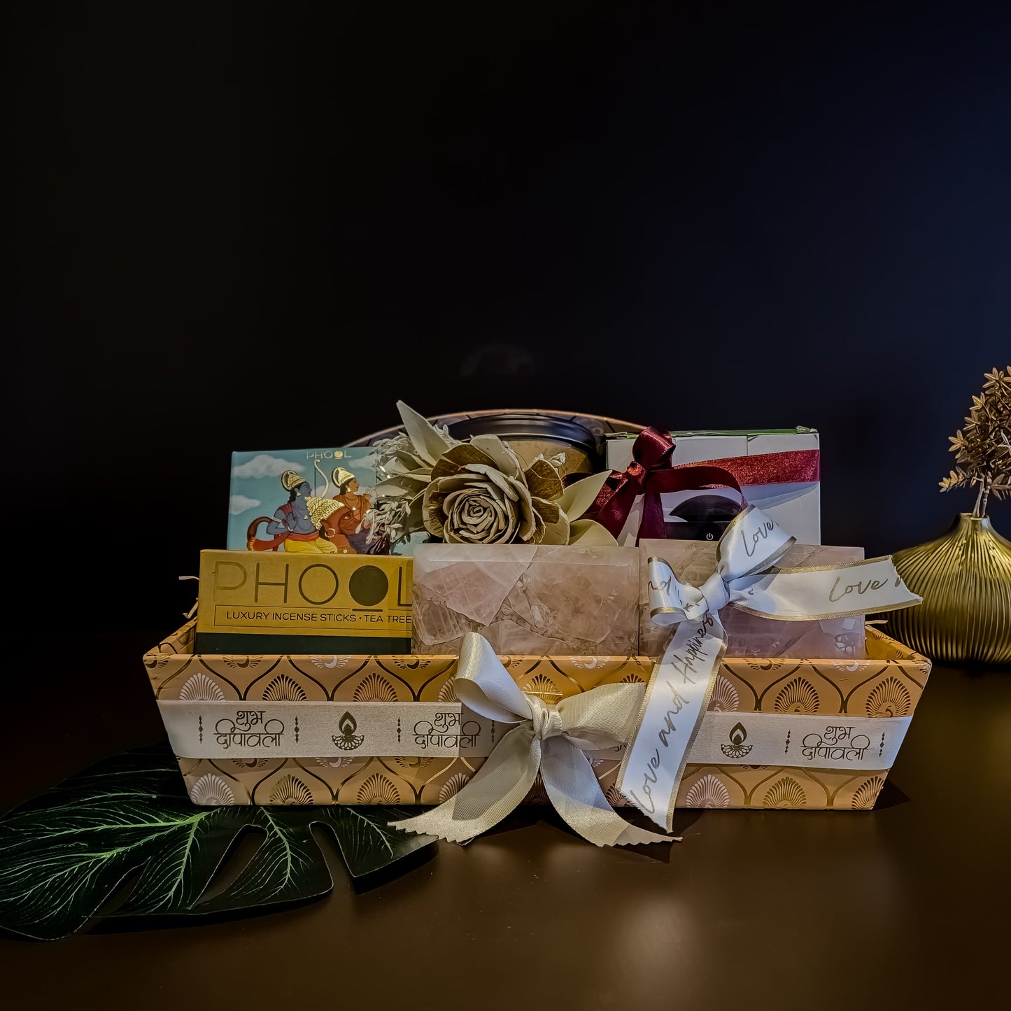 The Festive Luxe Basket – Tradition Meets Modern Elegance ✨