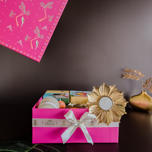 Fortune Diwali gift hamper styled with luxury dΓ©cor β exclusive hampers for employees and clients.