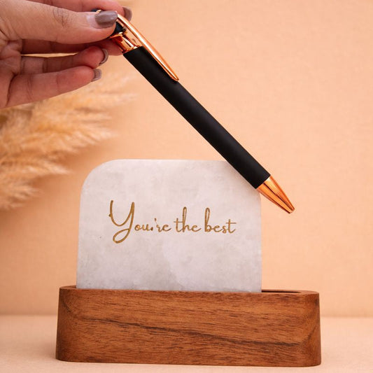 Quartz décor with pen stand