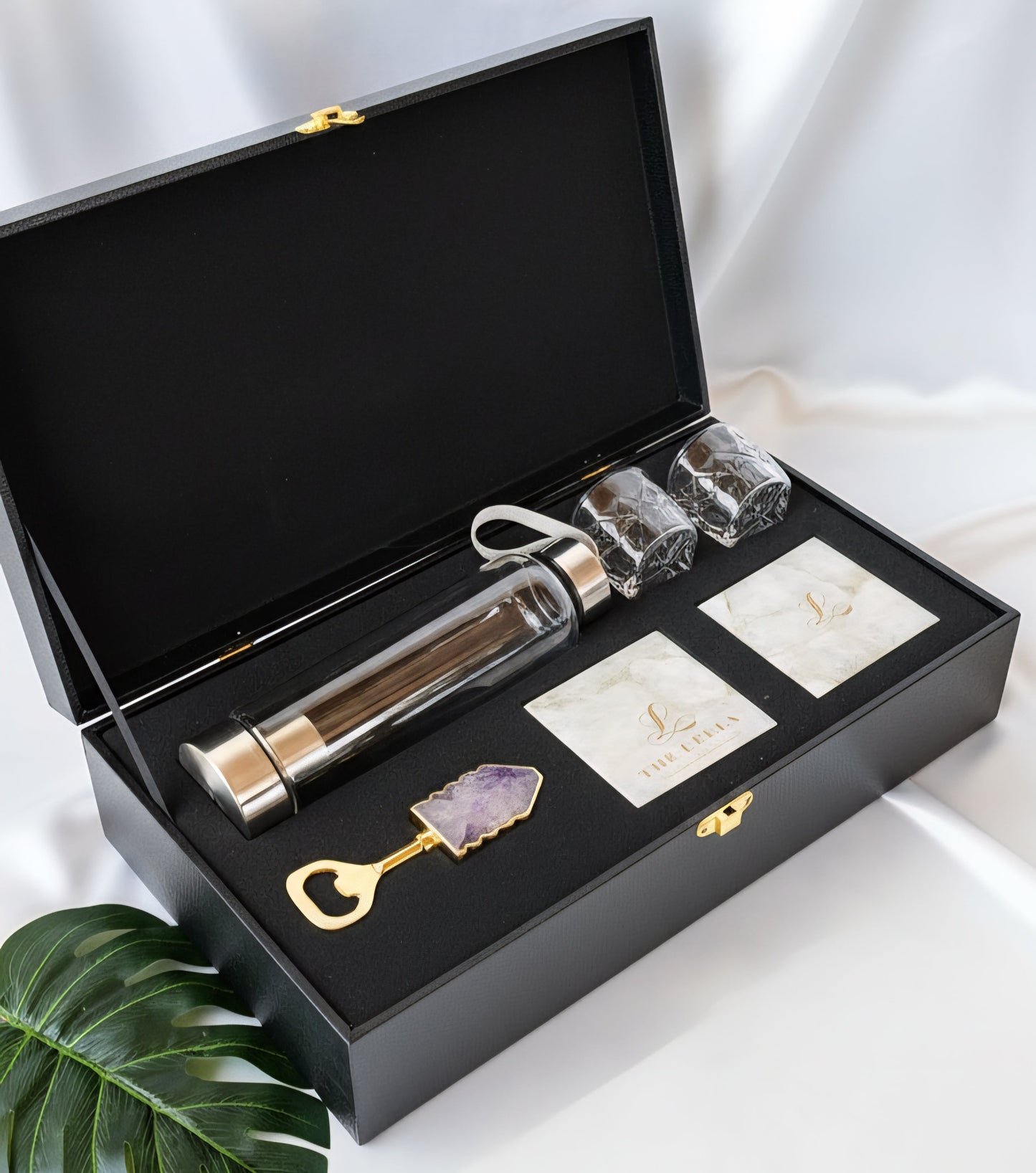 Luxury Corporate Gift Hampers for Business Partners India