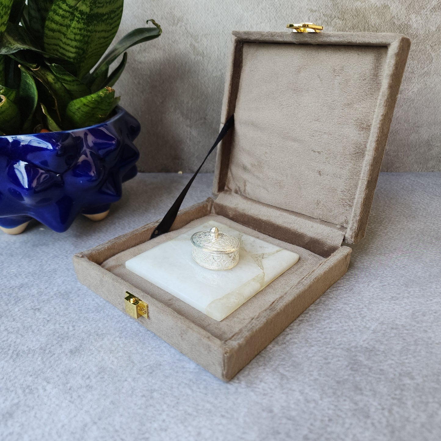 Quartz Silver Pearl Gift Set