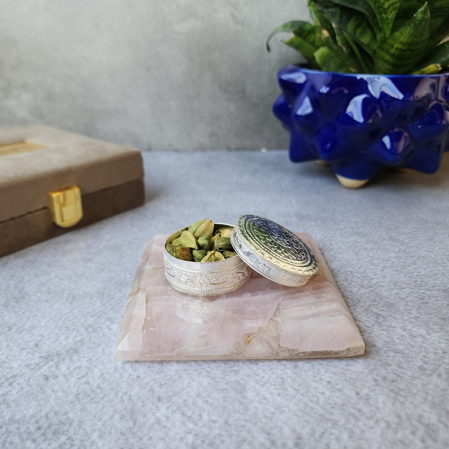 Rose Quartz and Cardamom Gift Set
