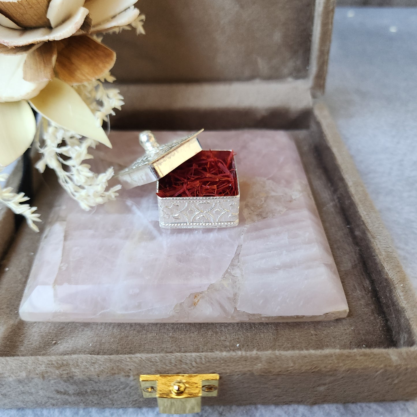 Rose Quartz Square Kesar Set