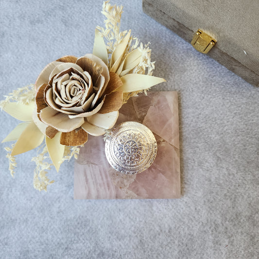 Rose quartz square gemstone coaster with silver dibbi