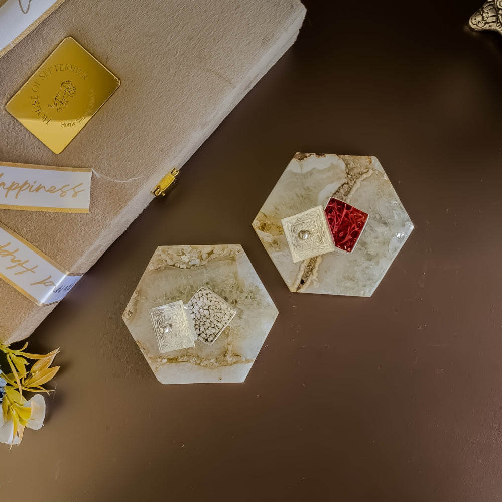 Natural Agate Kesar Elaichi Luxe Set ( Hexagon )