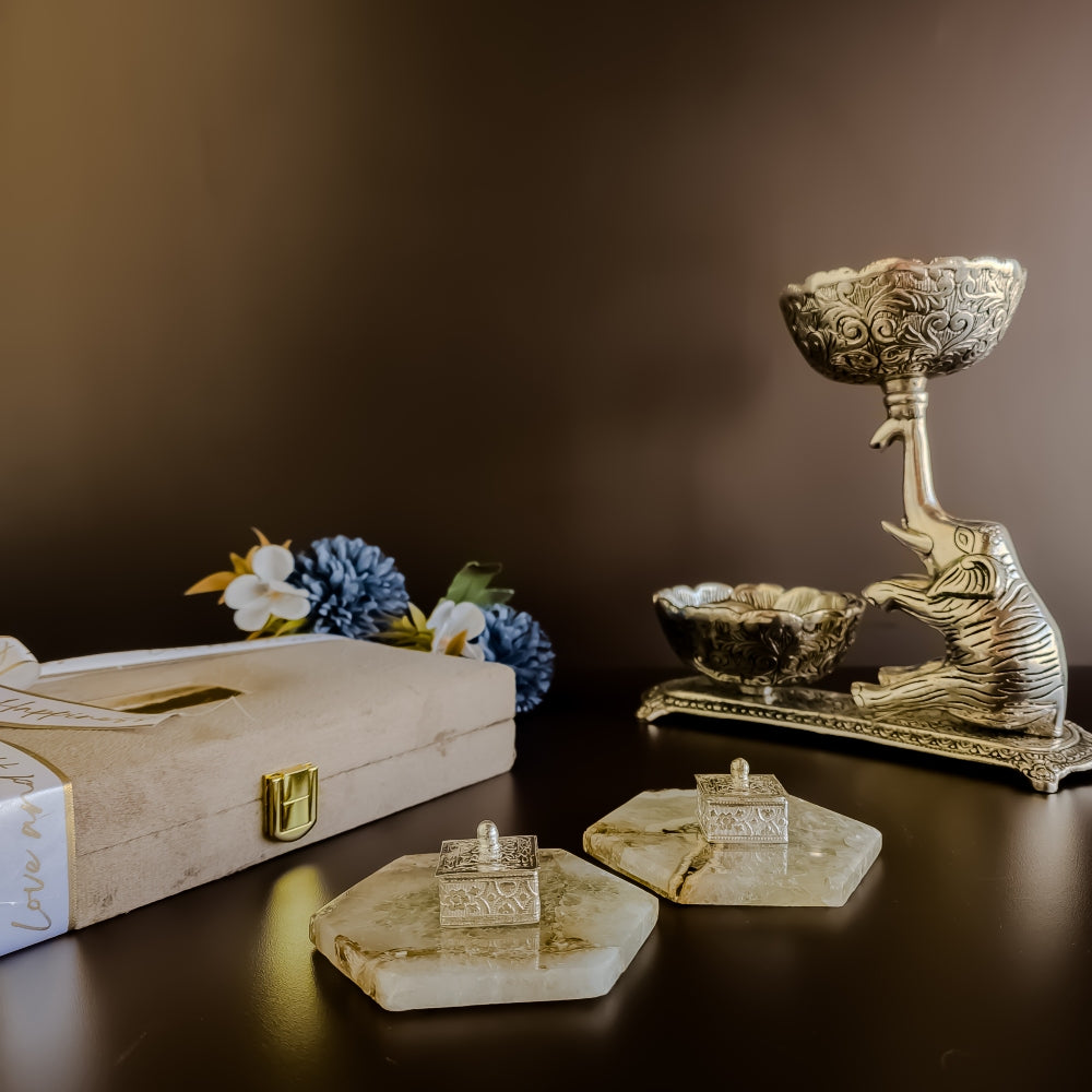 Natural Agate Kesar Elaichi Luxe Set ( Hexagon )