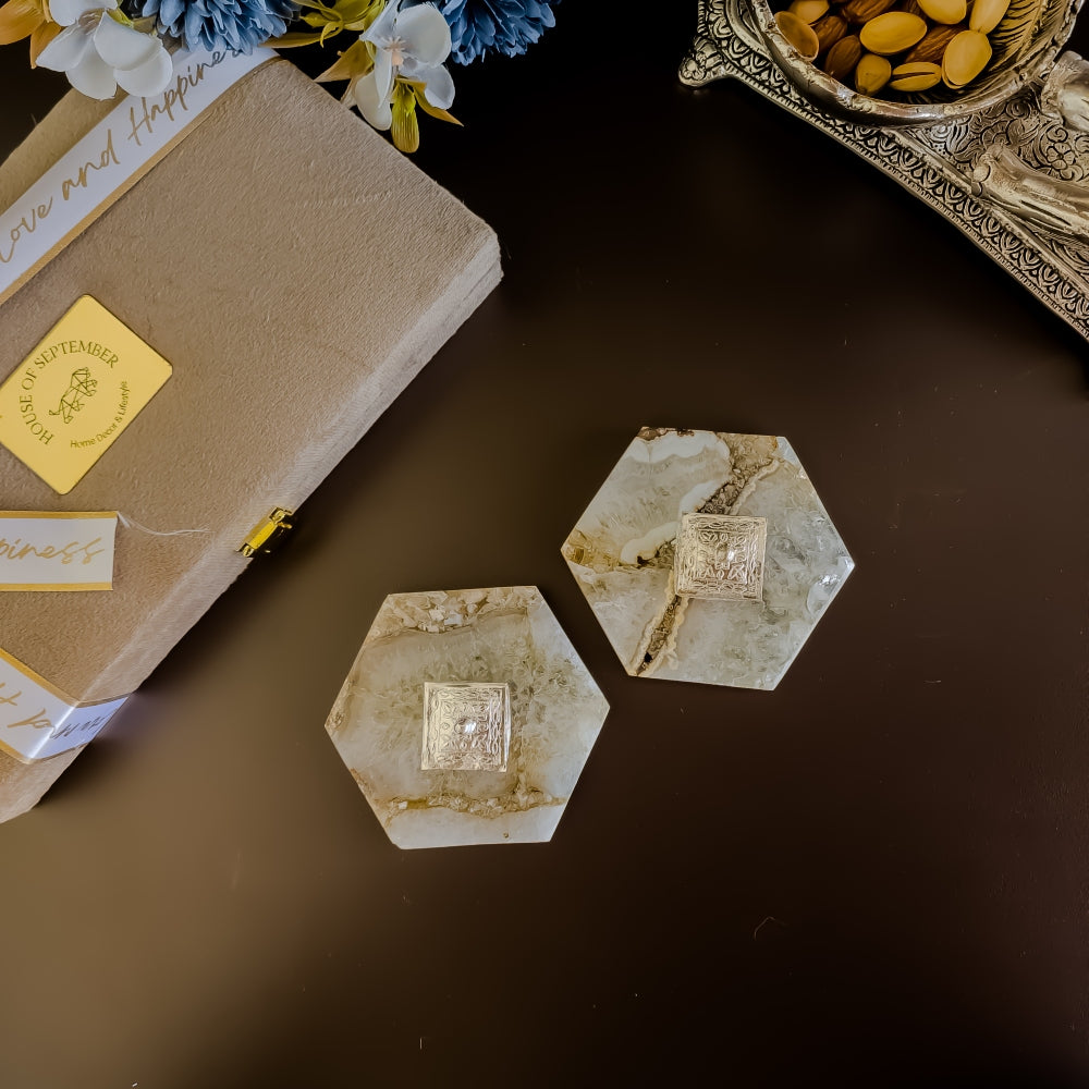 Natural Agate Kesar Elaichi Luxe Set ( Hexagon )
