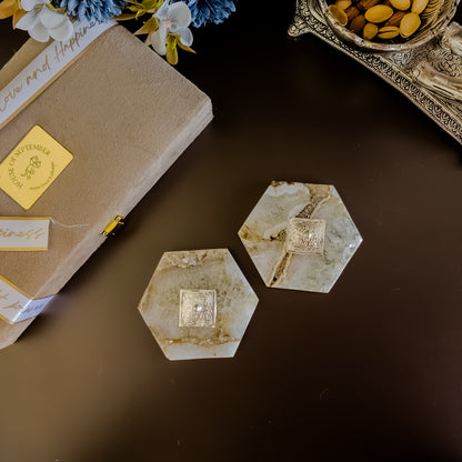 Natural Agate Kesar Elaichi Luxe Set ( Hexagon )