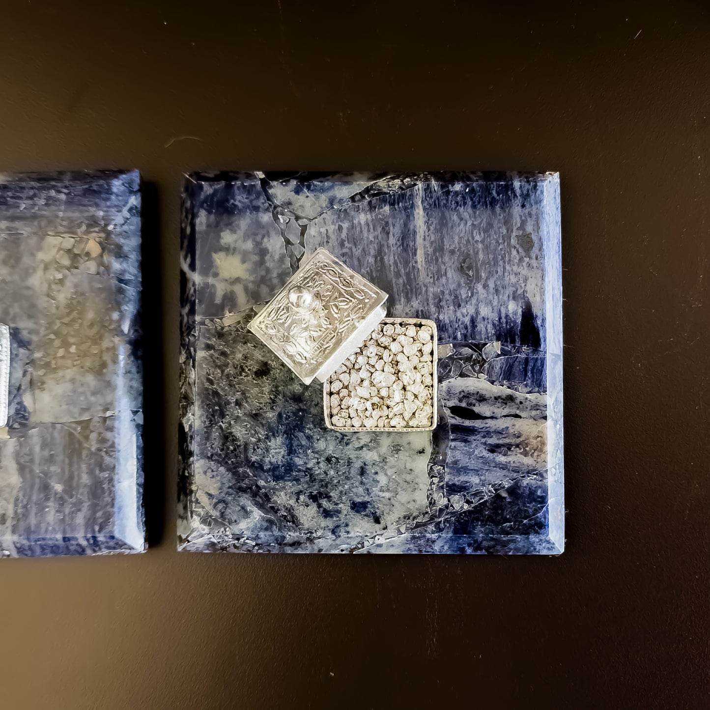 Sodalite Kesar Elaichi Luxe Set