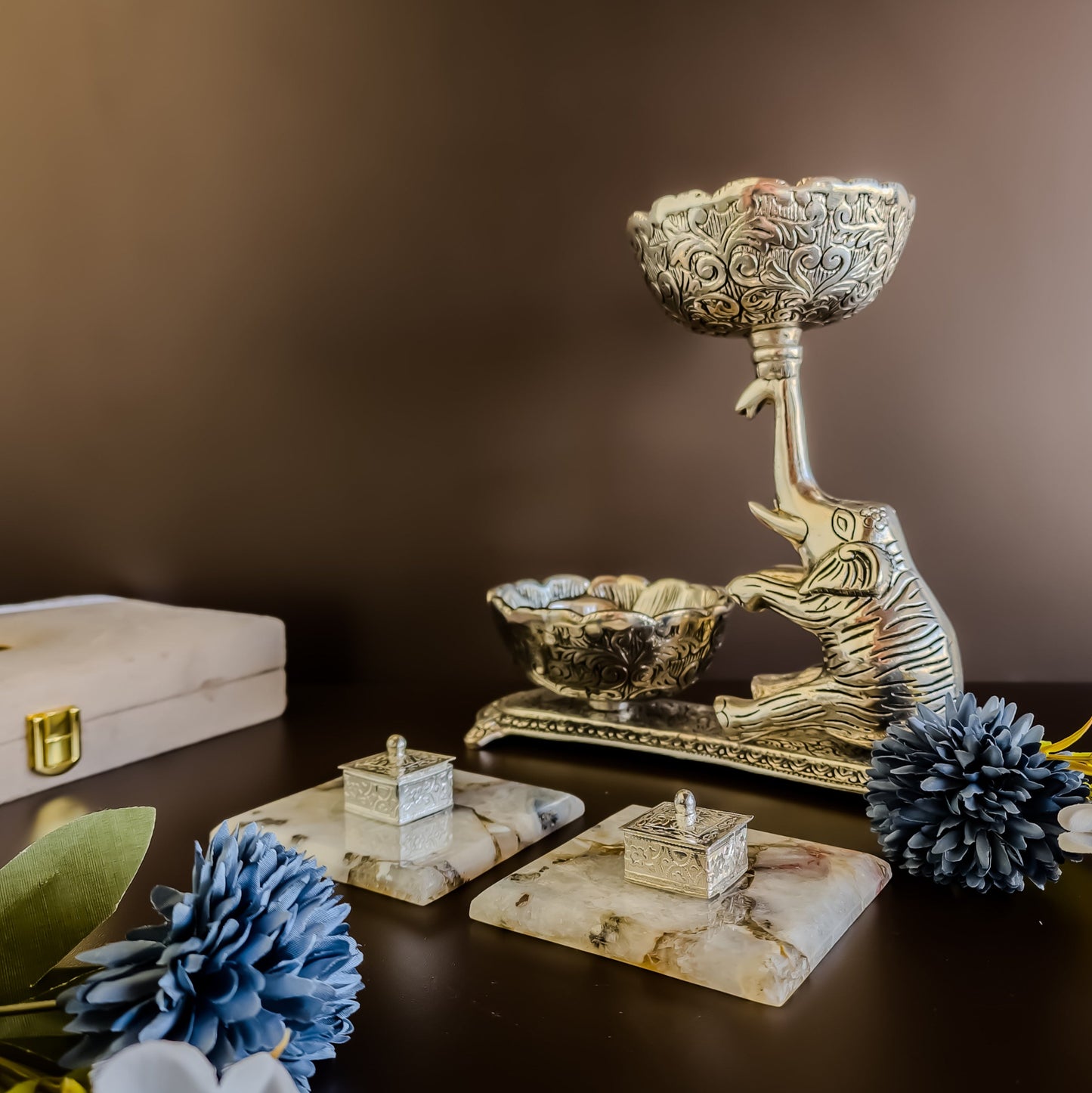Natural Agate Kesar Elaichi Luxe Set( Square )