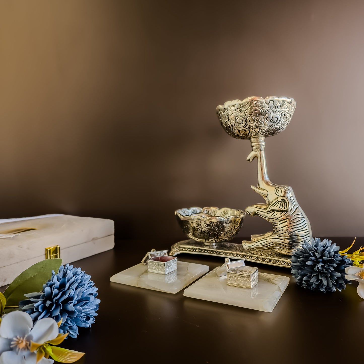 White Quartz Kesar Elaichi Luxe Set