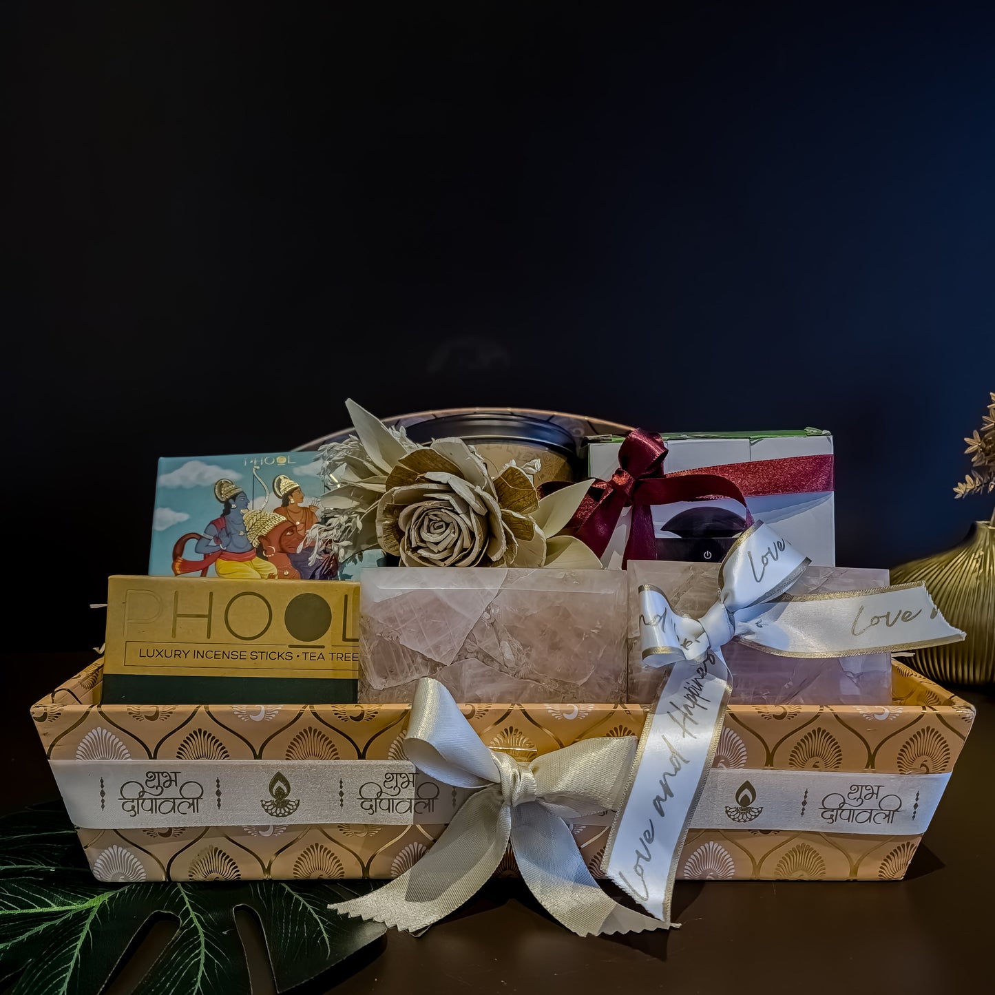 The Festive Luxe Basket – Tradition Meets Modern Elegance ✨