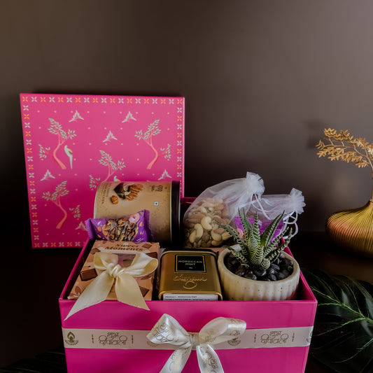 Elegant Diwali greetings gift box with premium festive curation – luxury corporate gifting India 2025.