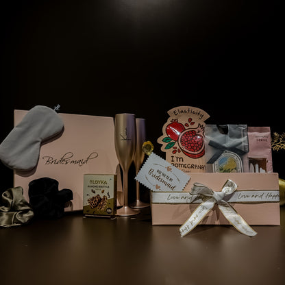 Elegant Bridesmaid Gift Box for Bachelorette & Wedding Gifting