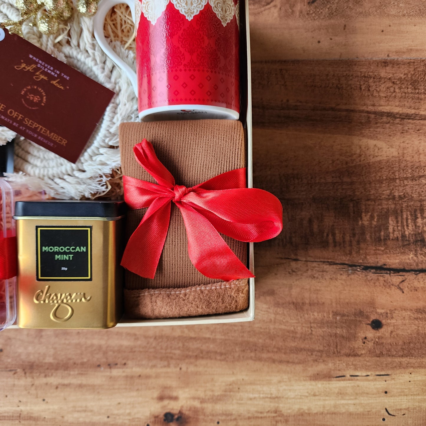 Luxury Christmas Corporate Gift Box for Employees