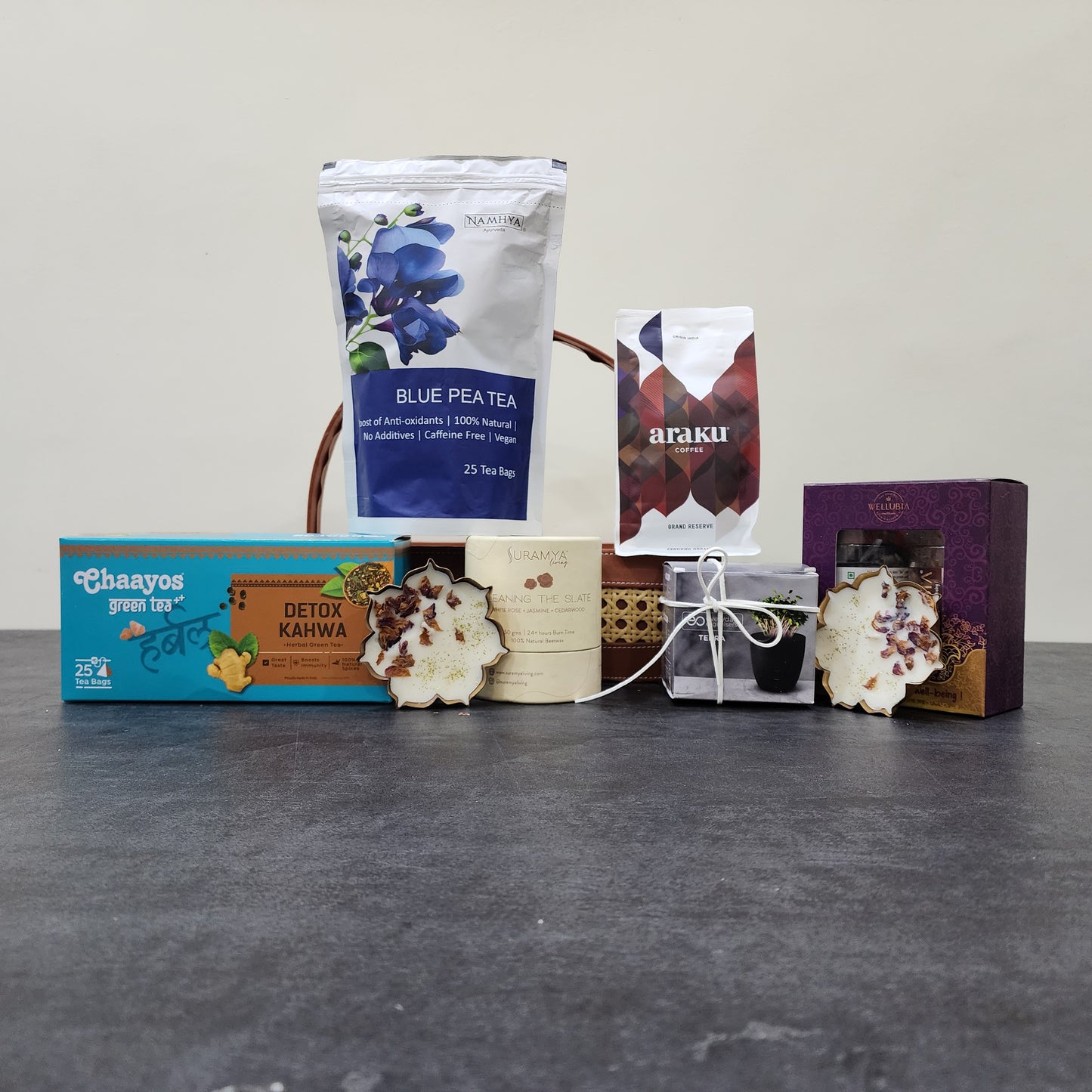 Premium Diwali Gift Hampers for Employees Under 2000 India 2026
