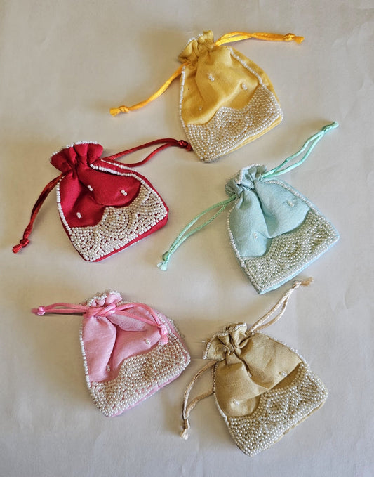 Baby Shower Guest Gifting Hampers 2026